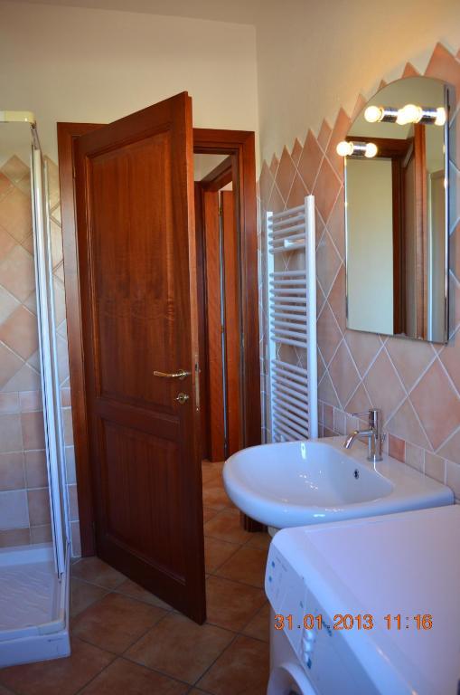Iss Travel, Citai Panoramic Apartments - 1,5 Km From The Beach San Teodoro  Phòng bức ảnh